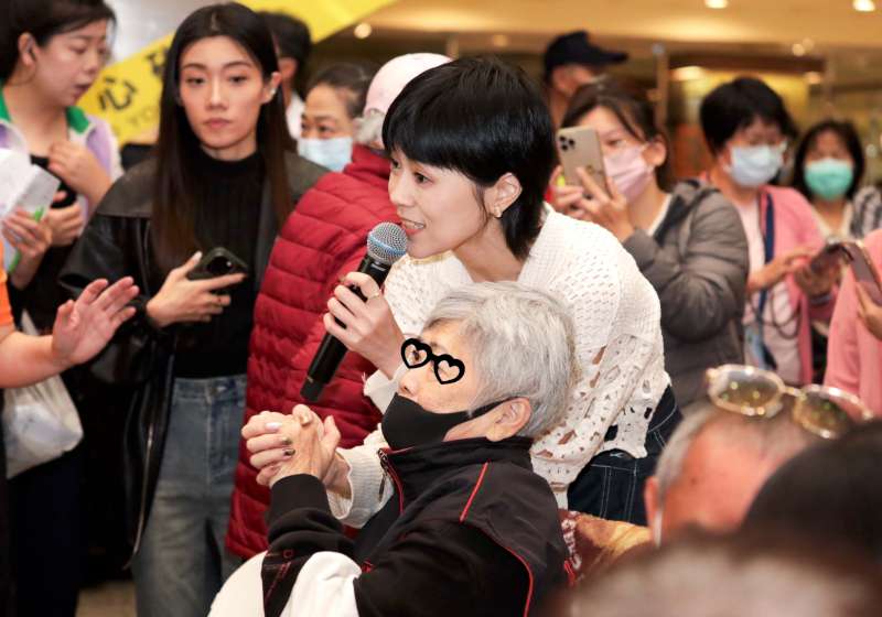 癌症希望基金會2025 年聽希望在唱歌南部首場前進高雄長庚醫院 藝人醫師獻聲響應