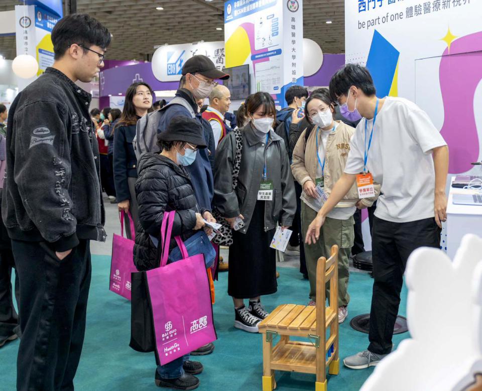 2025 台灣醫療科技展台北舉行 高醫醫療體系參展人工智慧、健康照護