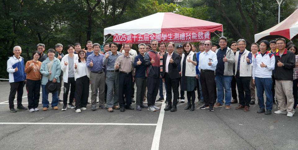 正修科大全國高中職第15屆土木與建築科群測繪競賽 臺中高工問鼎冠軍