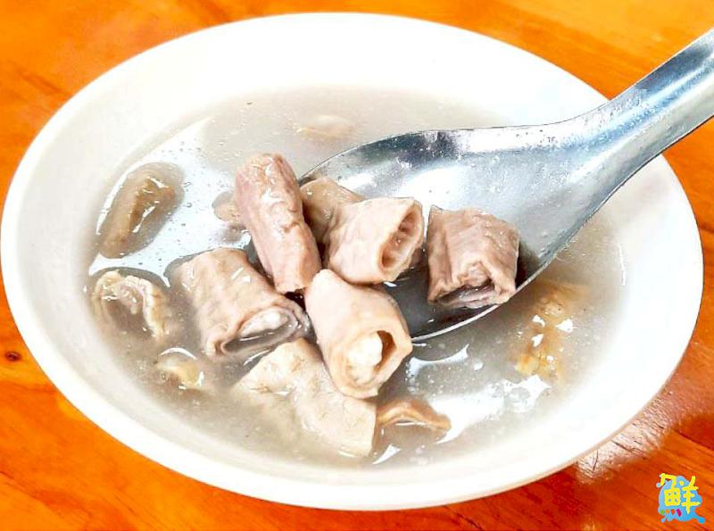 饕客激推！前金傳統小吃  榮豐店肉圓米糕       飄香三代歷久彌新  銅板價大大滿足