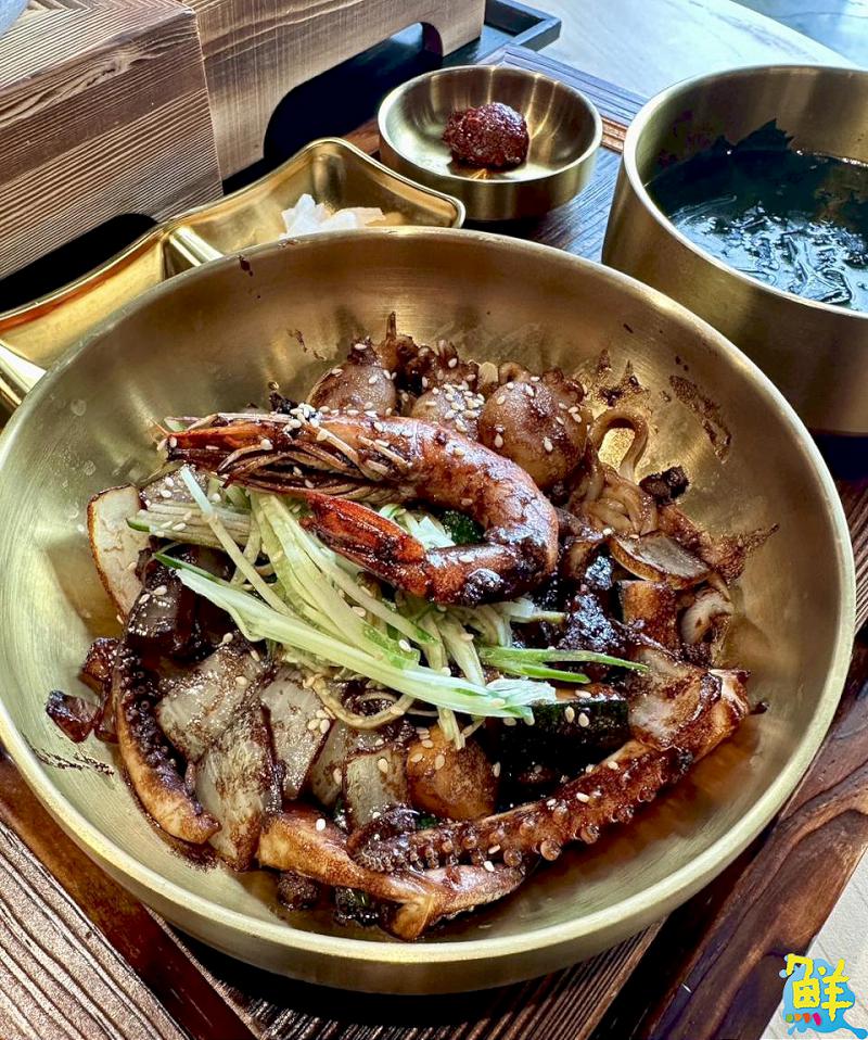 首爾連鎖「江南麵屋･韓定食」台灣首店落腳高雄鼓山新濱町海洋廚房  帶給台人正宗韓式家常味