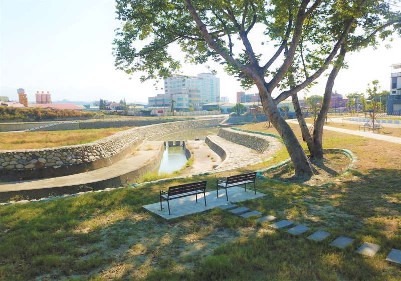 高市水利局完成美濃湖排水改善　打造防洪與生態共融水岸