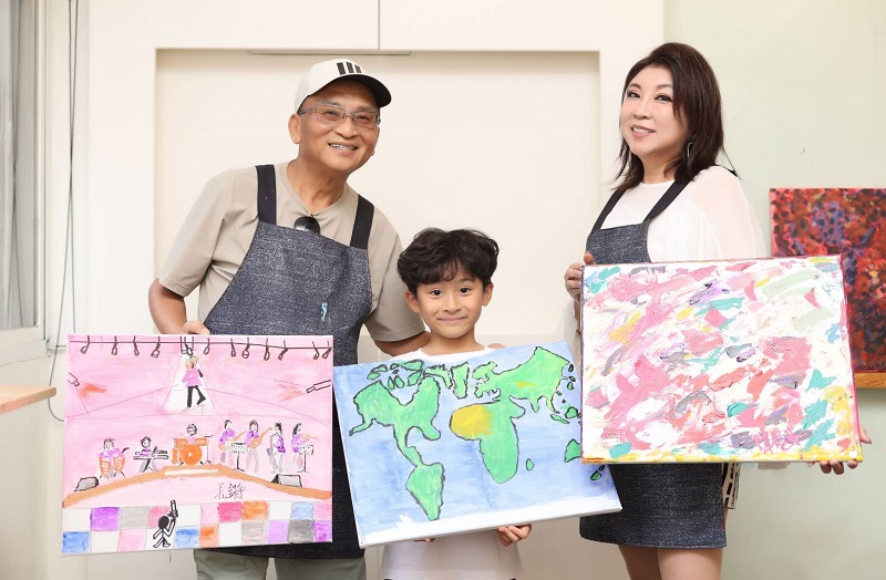 「小江蕙」陳思安、孔鏘攜手受虐兒作畫！義賣壓克力畫作 7/19暖心餐會為愛發聲！