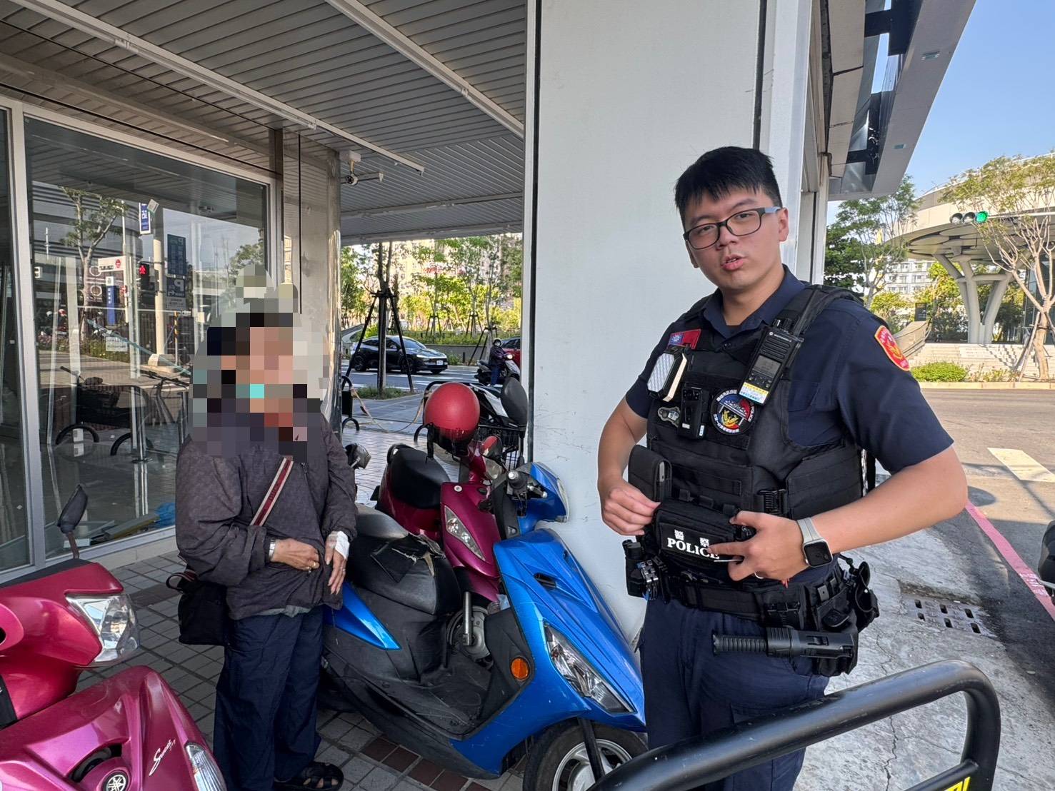 六旬婦迷途失車急求助      三民一警地毯式搜尋30分鐘火速尋獲