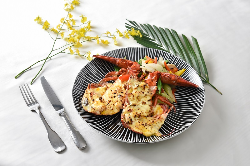高雄福華父親節獻禮登場 龍蝦優惠升級「爸氣饗宴」 餐飲齊推寵爸美食