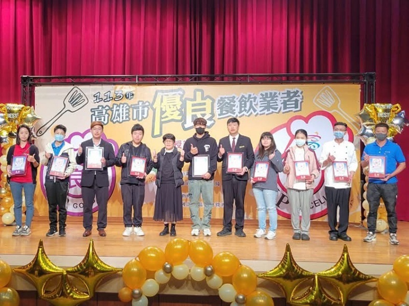 THE T cafe 樹德科大店榮獲「環境部綠食飯桌認證」校友會館展現永續餐飲實力